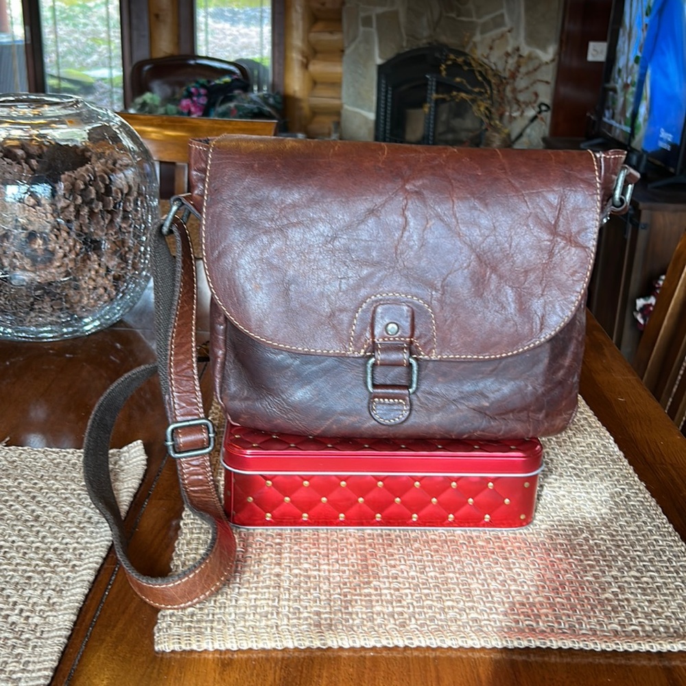 Leather Crossbody Messenger Bag - Brown